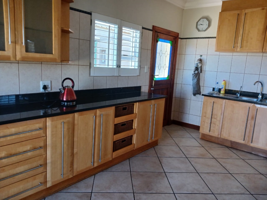 4 Bedroom Property for Sale in Kosmos North West